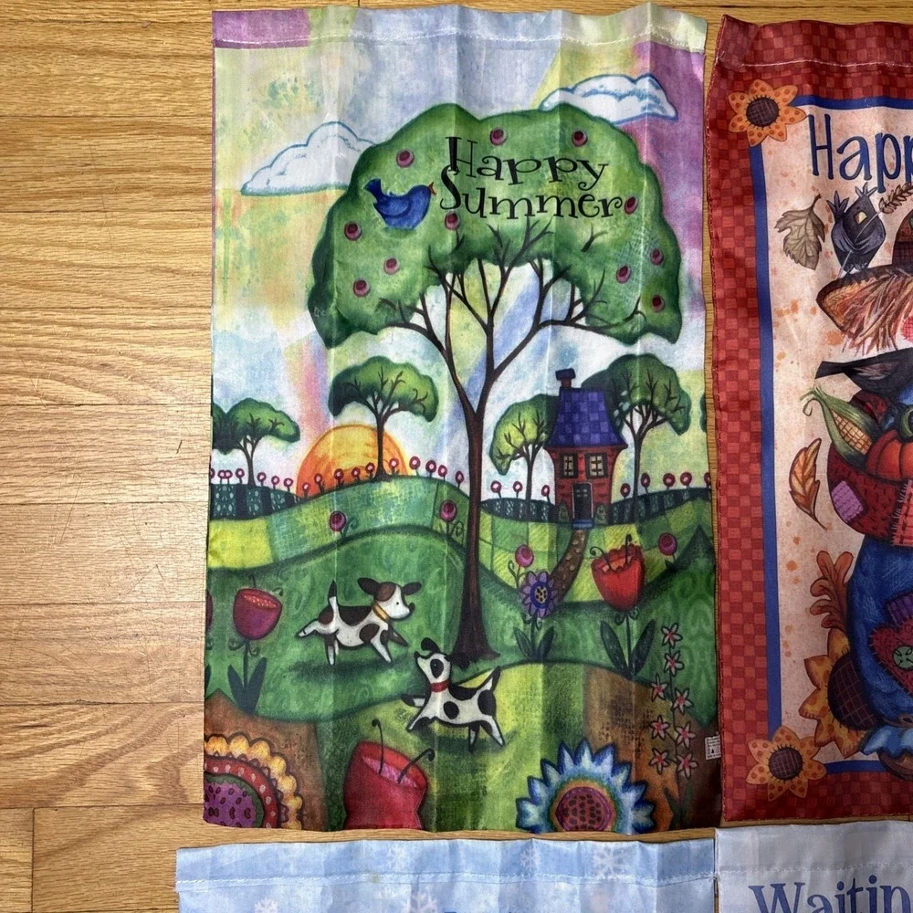 4 Decorative Garden Flags 12